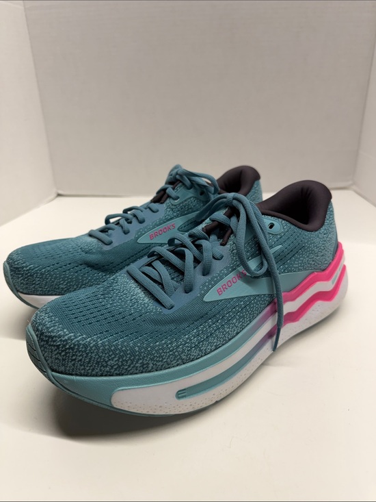 Brooks Shoes - Brooks Ghost Max 2 Sneakers Running Lace Up Athletic Shoes Blue Women’s Size 9.5